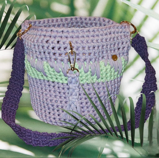 Large bucket bag w/crochet strap